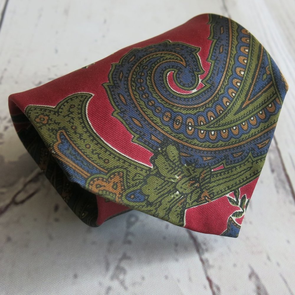 Yves Saint Laurent Neckwear Multicolor Paisley Print 100% Silk Neck Tie